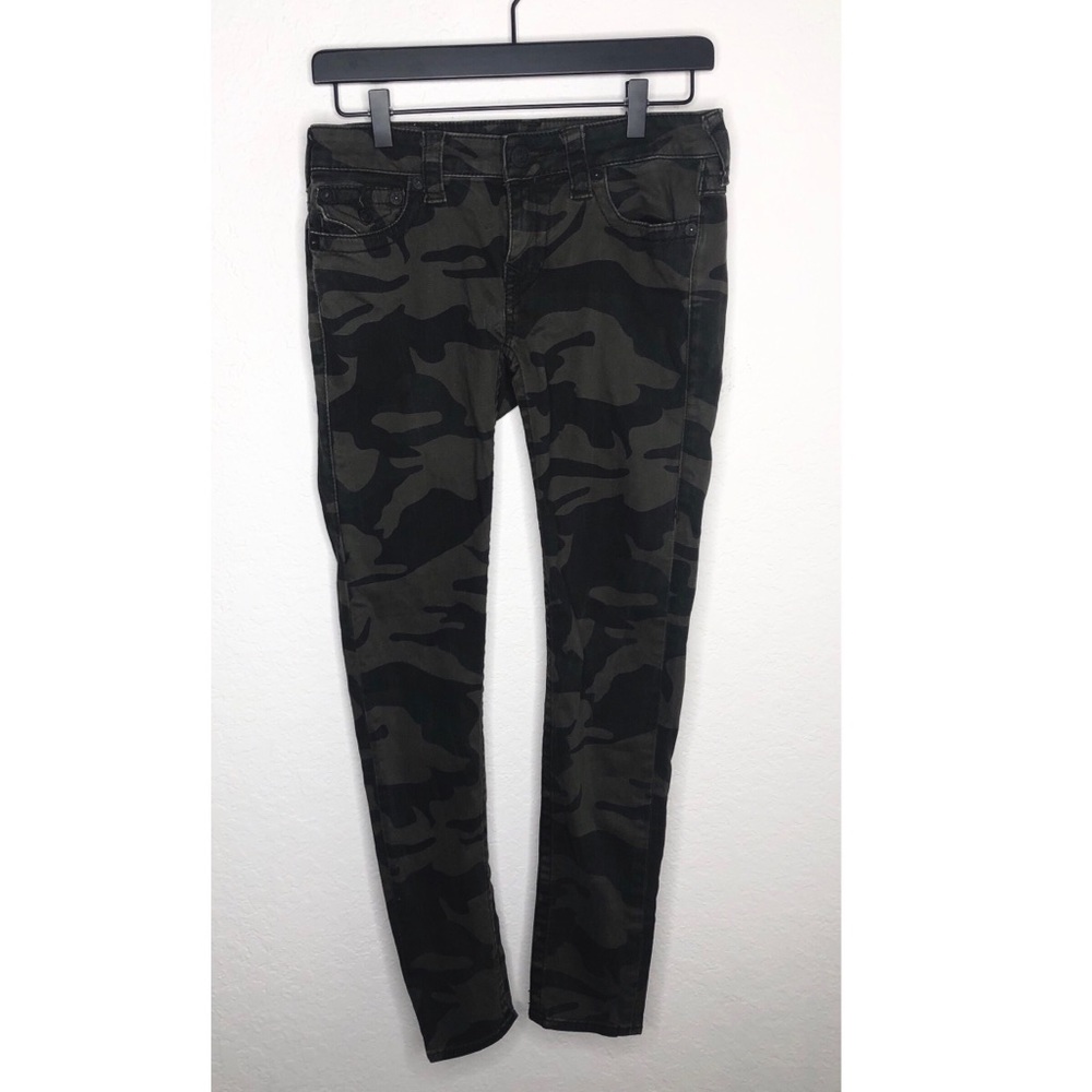 True Religion Camo Print Super Skinny Jeans SZ 28